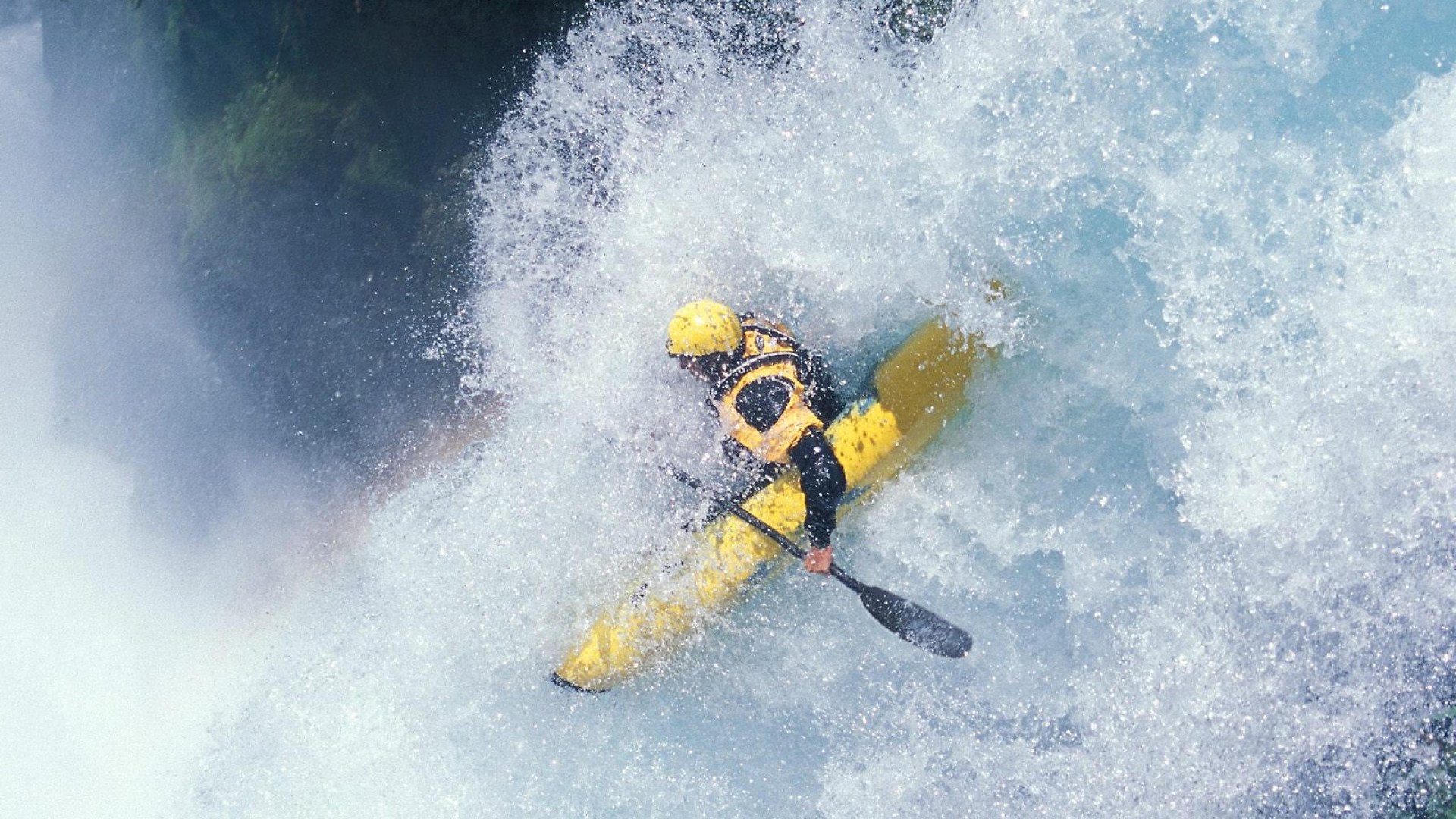 欧冠半决赛：哈兰德破门+中楣 曼城一球小胜意甲冠军